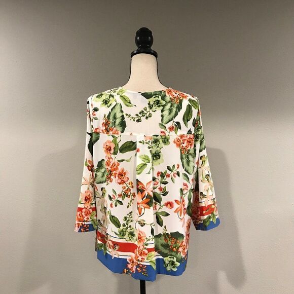 Tommy Hilfiger NWOT floral blouse - Picture 6 of 11